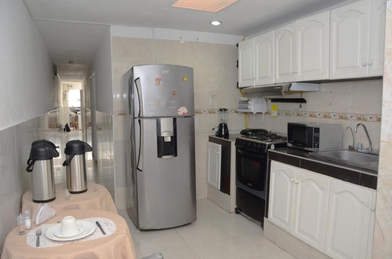 Hostal Marbella 47 Cartagena Bagian luar foto