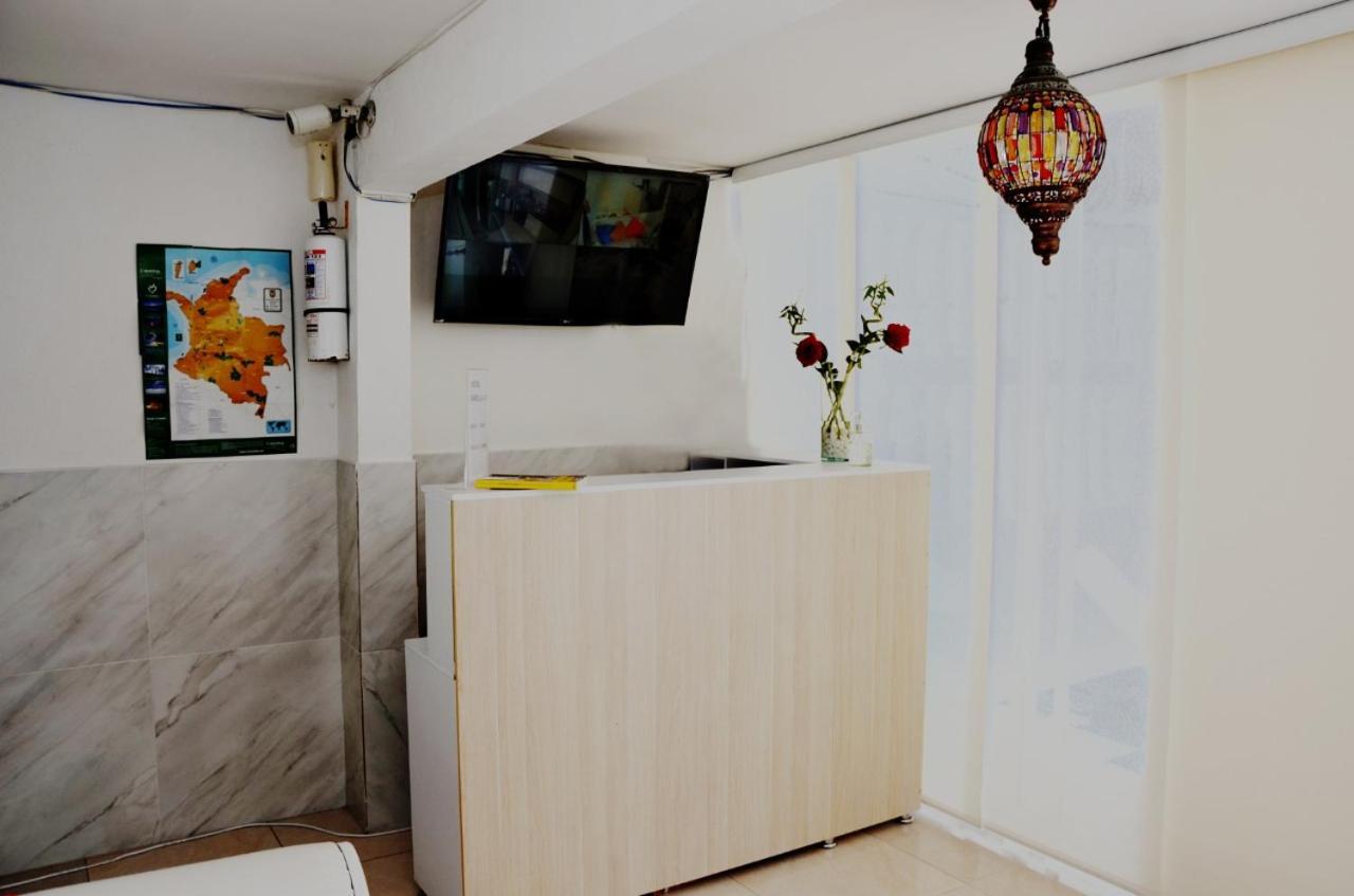 Hostal Marbella 47 Cartagena Bagian luar foto
