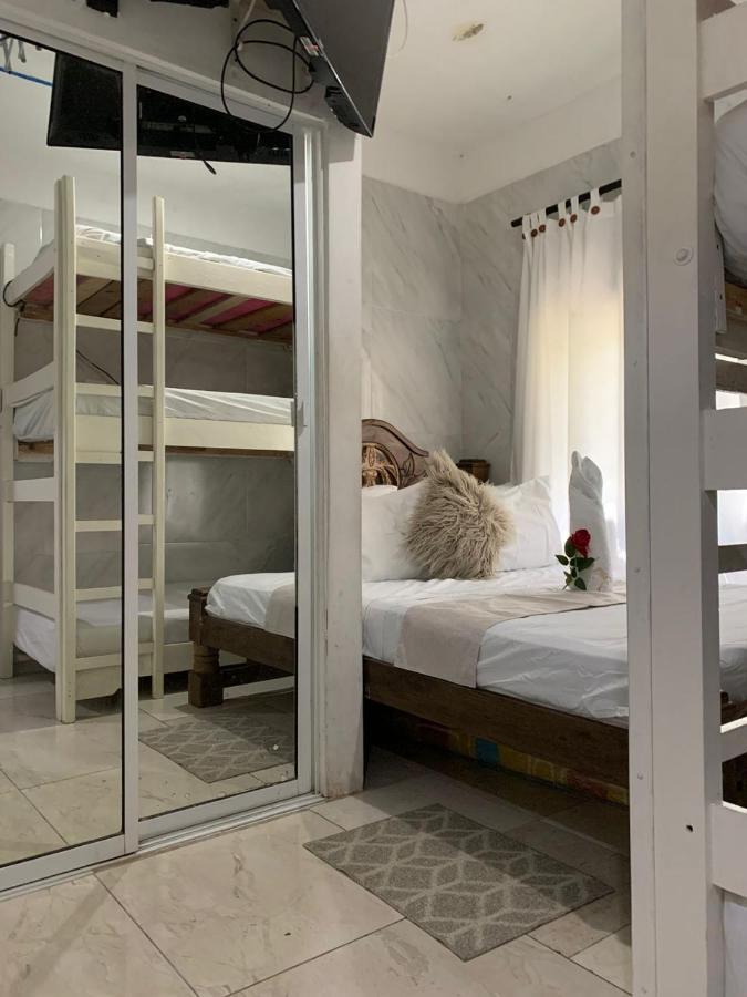 Hostal Marbella 47 Cartagena Bagian luar foto